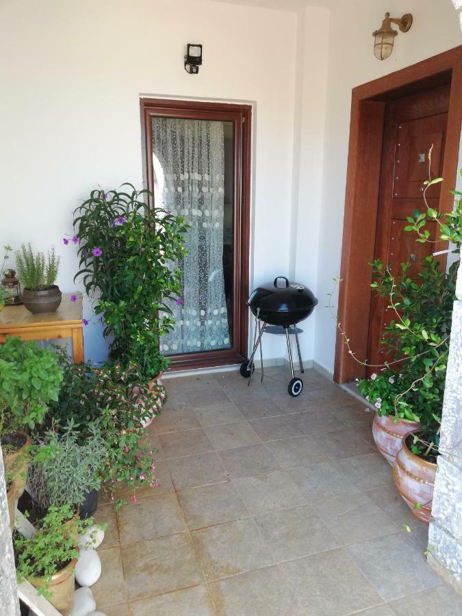 Athevillas Chrysoula Mézapos Exterior foto